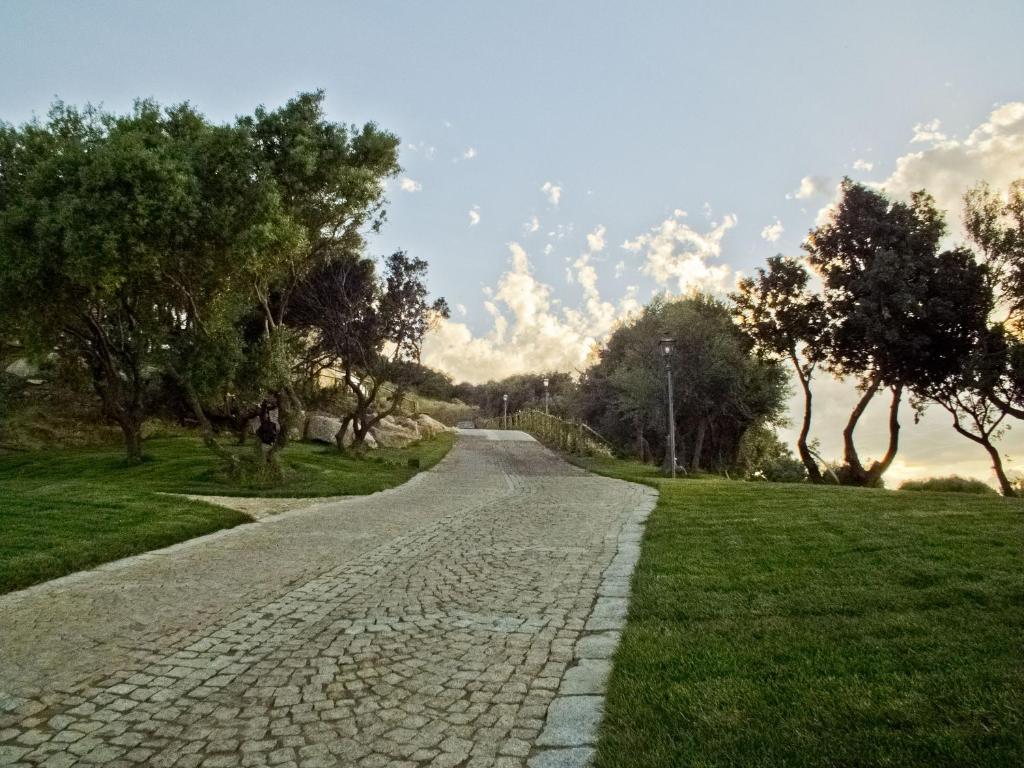 Tenuta Su Vrau โปซาดา ภายนอก รูปภาพ