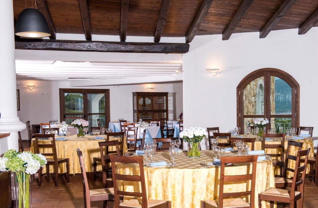 Tenuta Su Vrau โปซาดา ภายนอก รูปภาพ